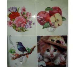 Вешалка крючек на липучке 7.5×7.5см. / у.уёз