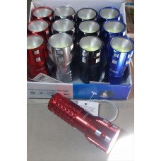 Фонарь на 3 микропальчика / б
